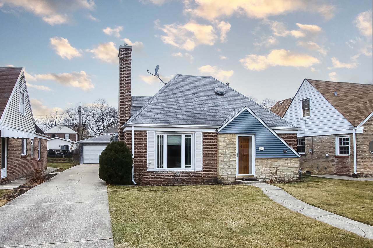 2042 74th Avenue - Photo 1
