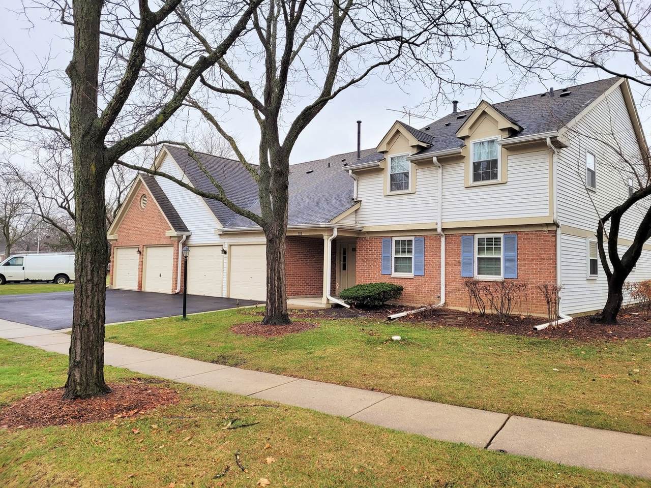 308 Glasgow Lane - Photo 1