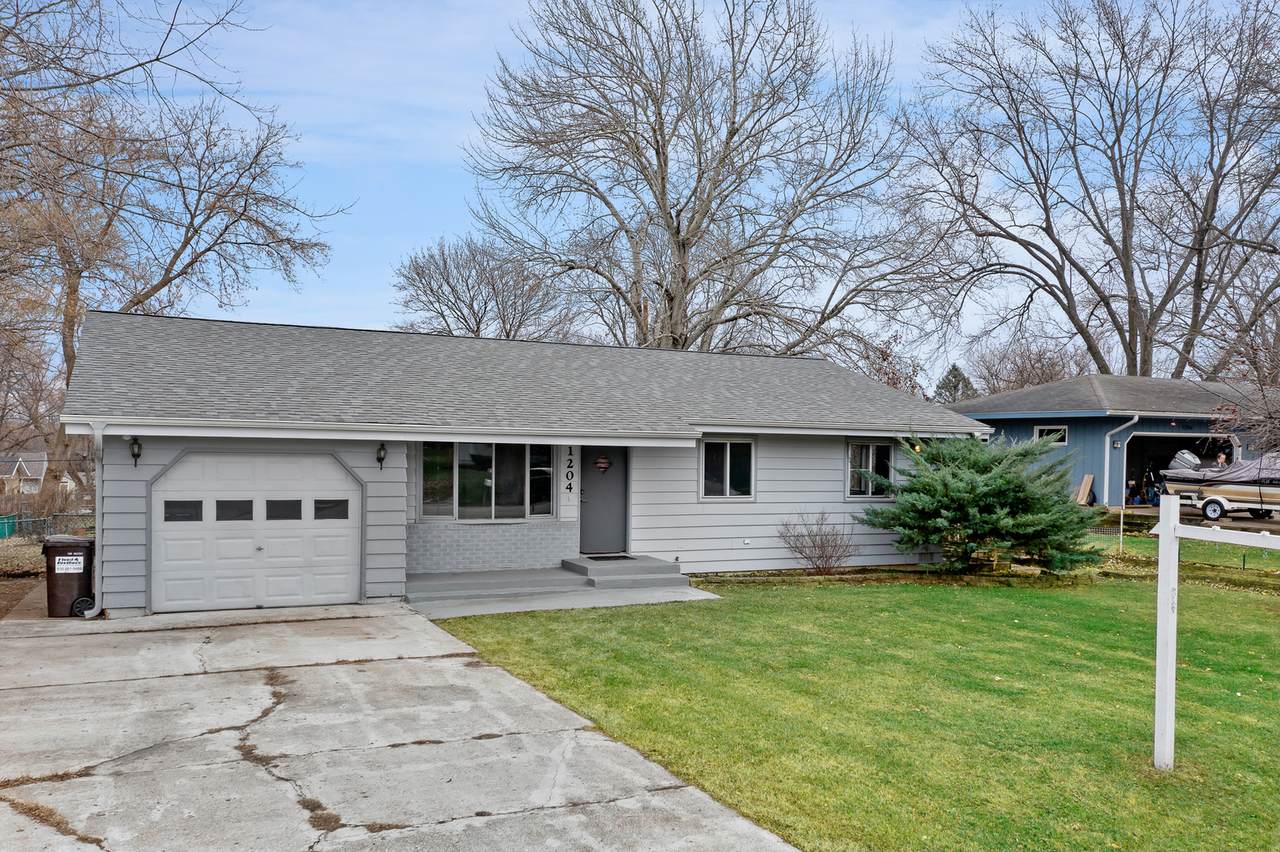 1204 Hilltop Boulevard - Photo 1
