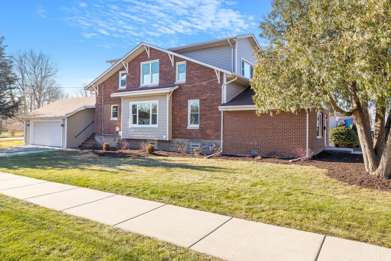 321 14th Street - Photo 1