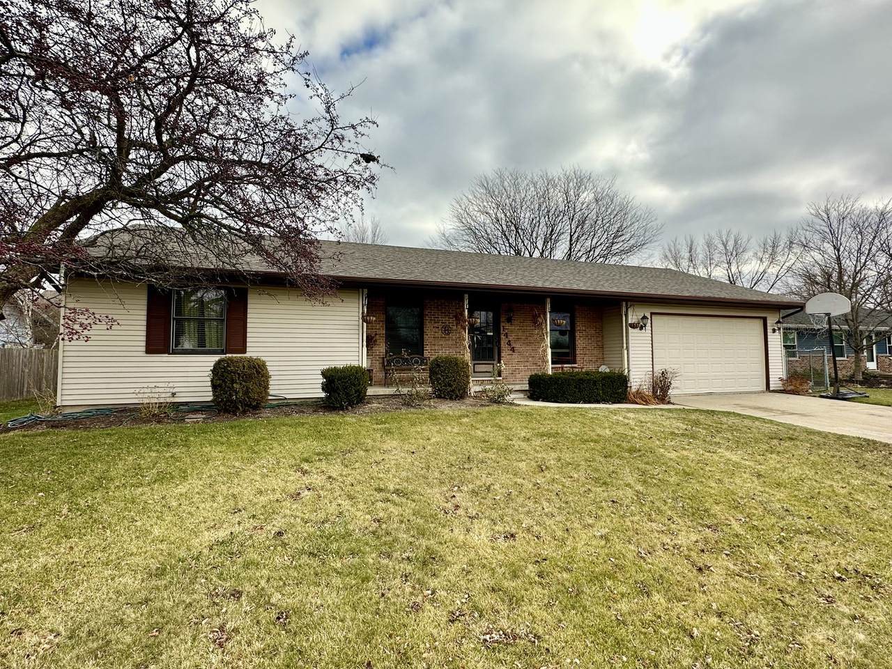 1444 Larson Street - Photo 1