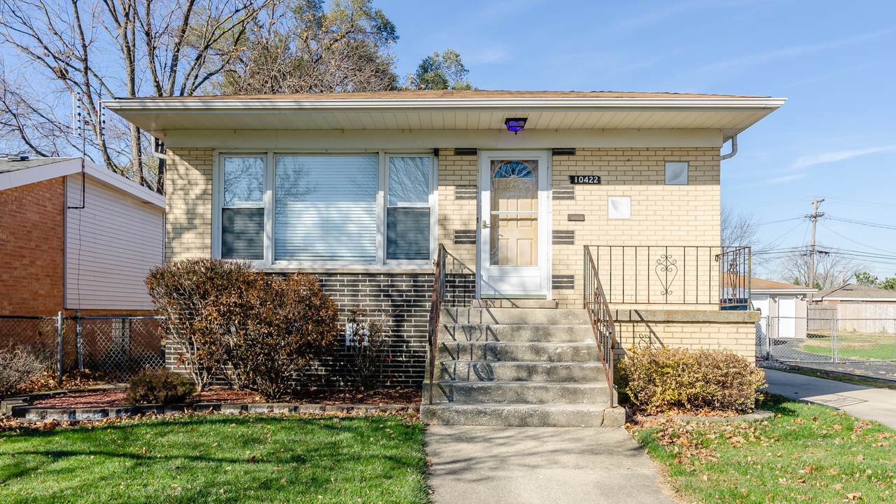 10422 Moody Avenue - Photo 1