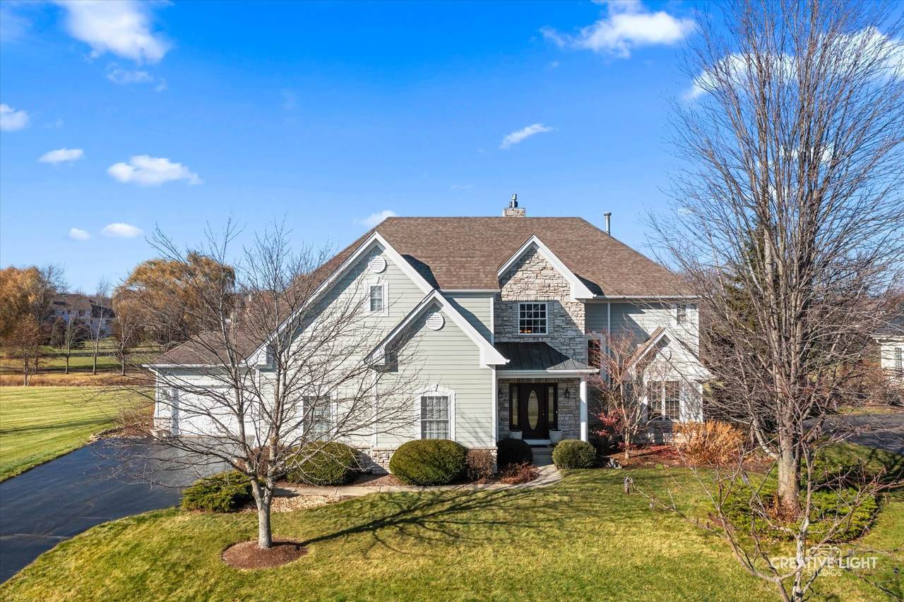 40W236 Fox Mill Boulevard - Photo 1