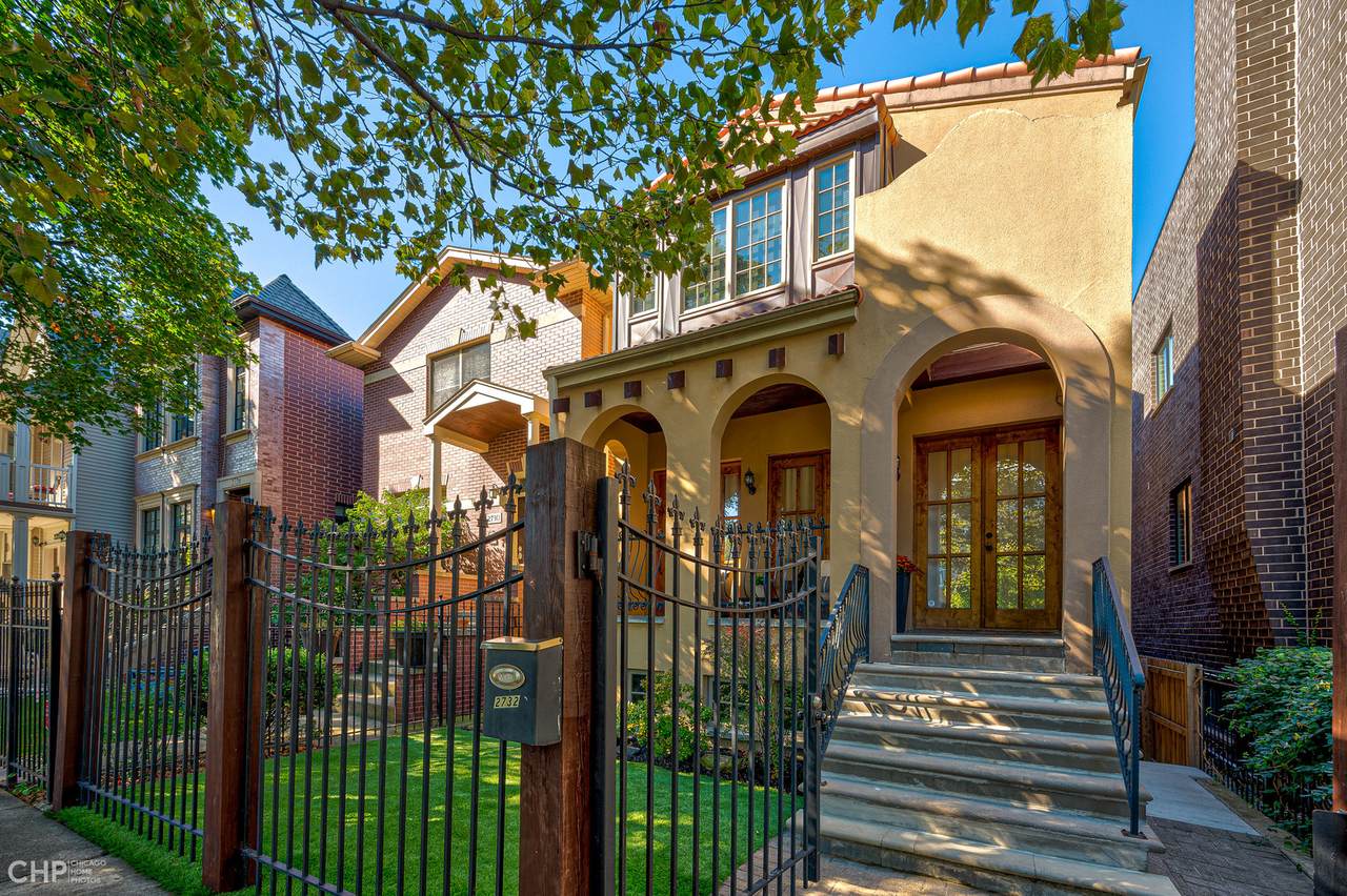 2732 Marshfield Avenue - Photo 1