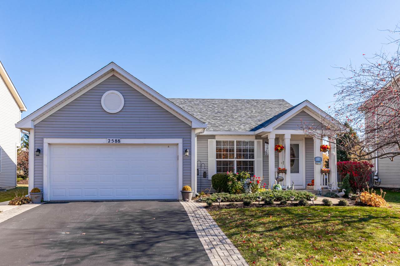 2588 Shauna Drive - Photo 1