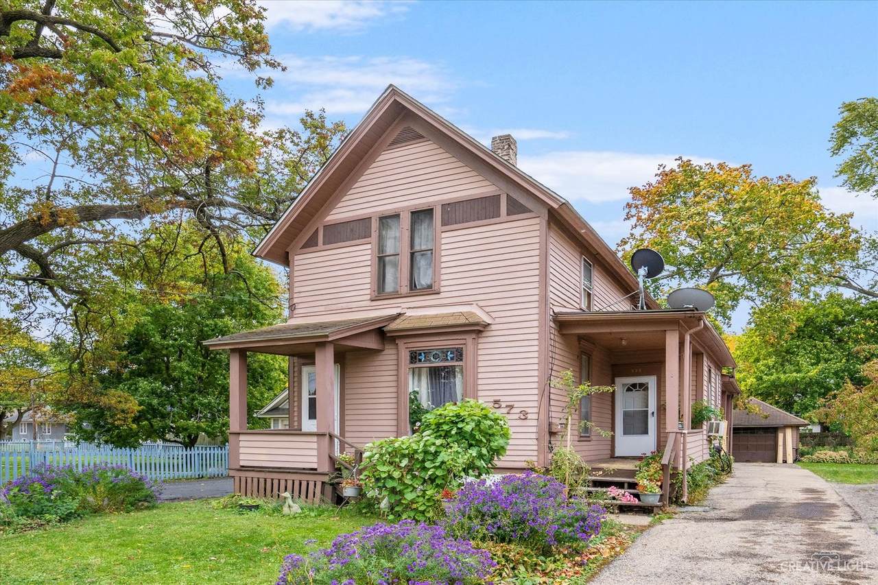 573 Addison Street - Photo 1