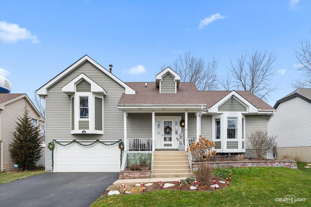 1900 Victor Lane - Photo 1