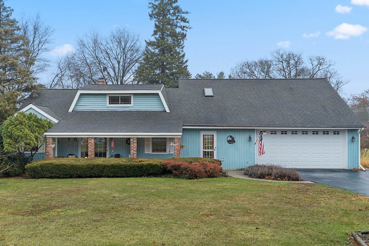 12433 74th Avenue - Photo 1