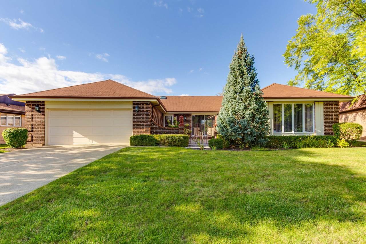 323 Basswood Drive - Photo 1