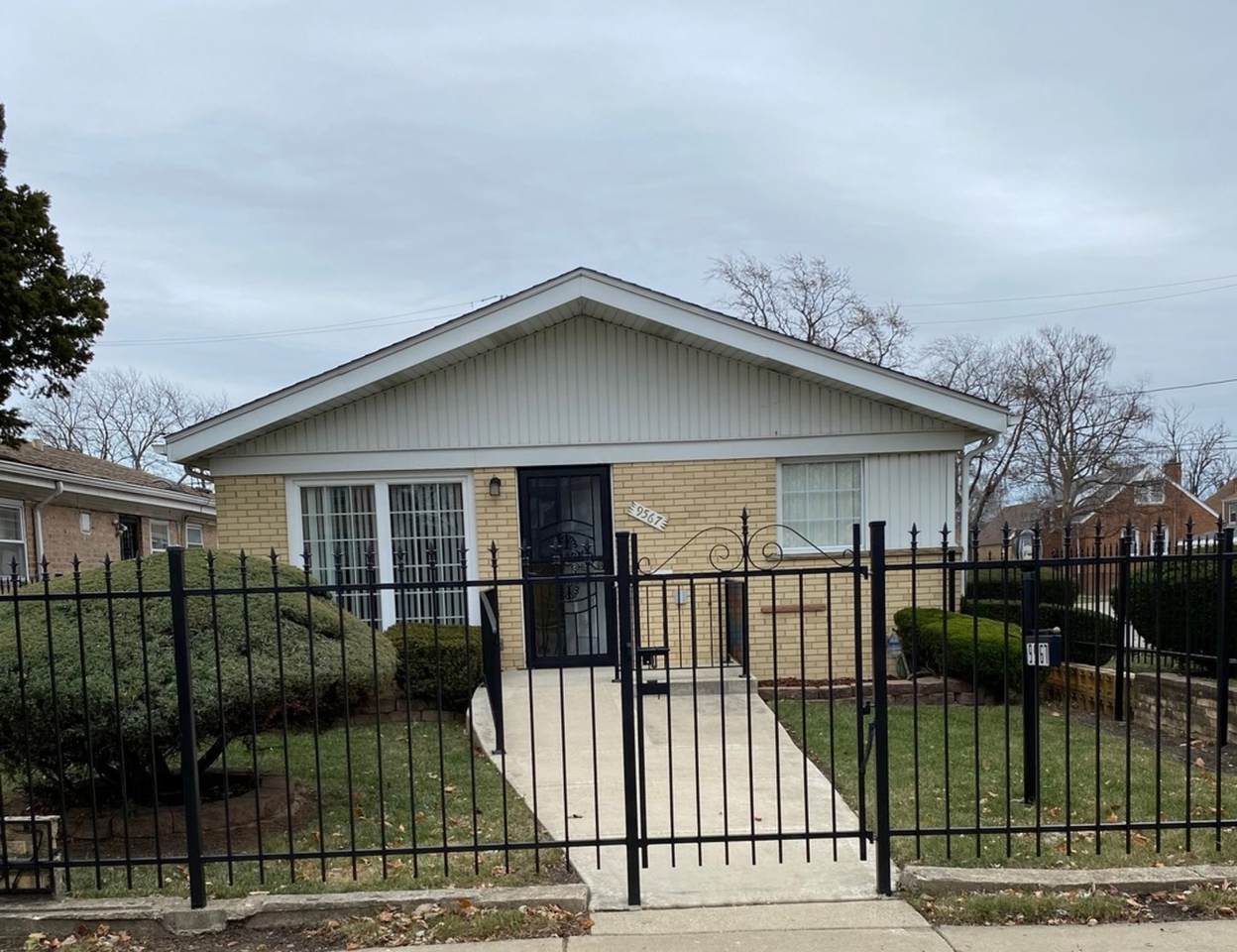9567 Peoria Street - Photo 1