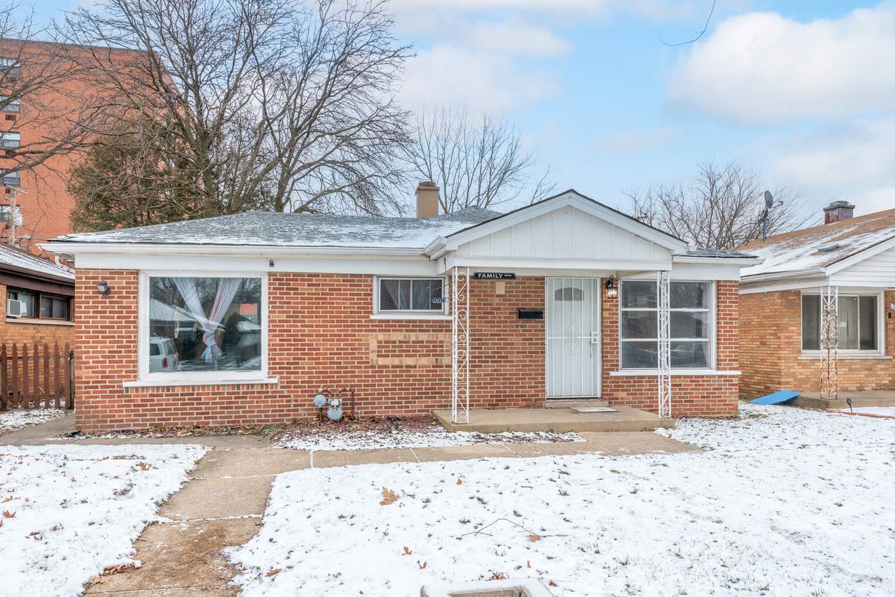 14633 Edbrooke Avenue - Photo 1