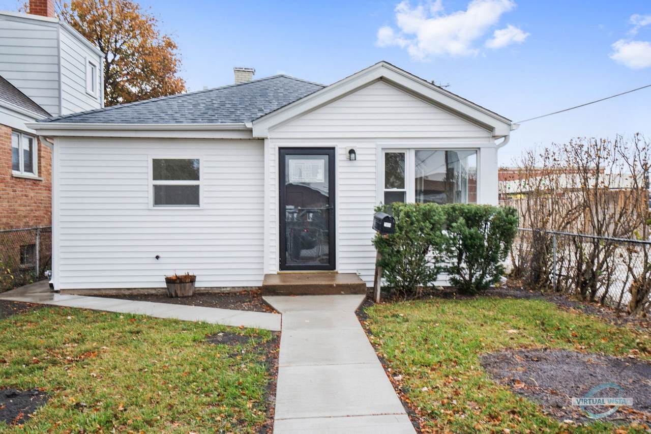 7851 Nagle Avenue - Photo 1