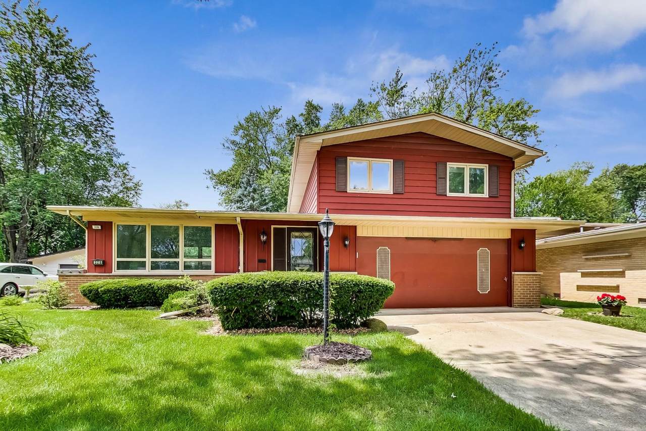 326 Holly Court - Photo 1