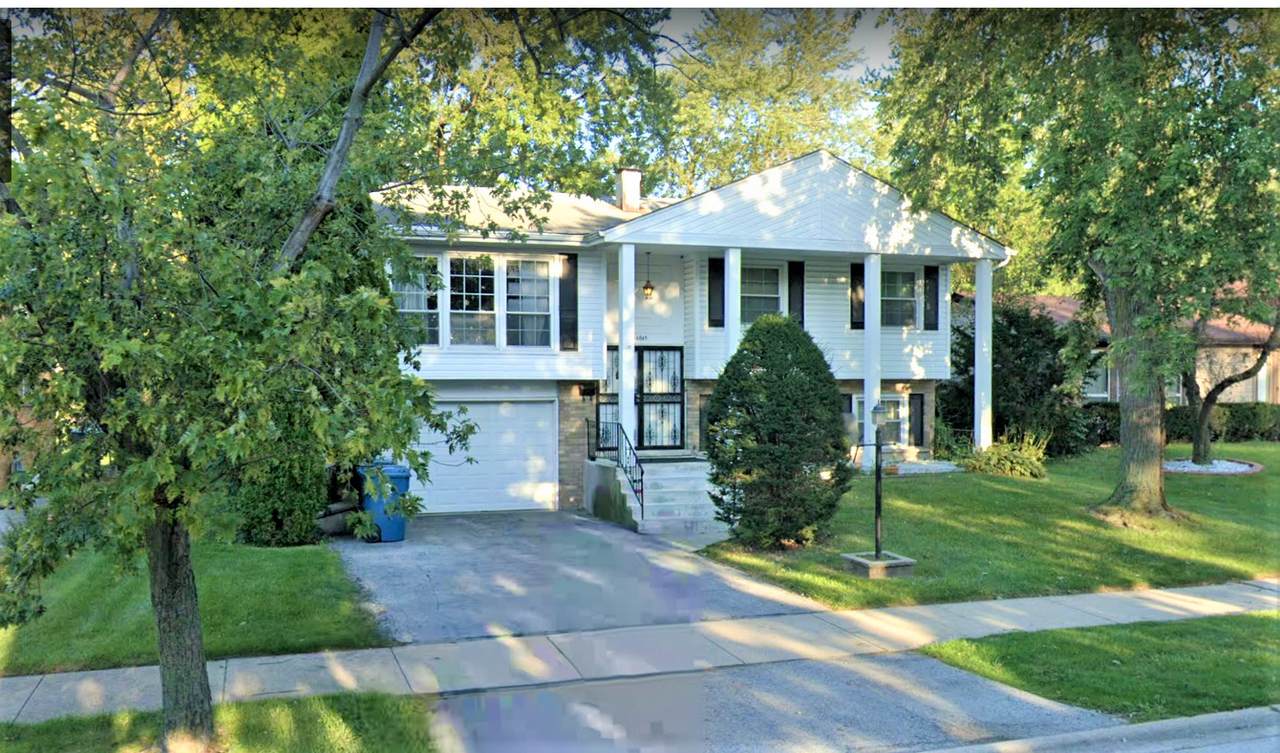 16043 Woodlawn East Avenue - Photo 1