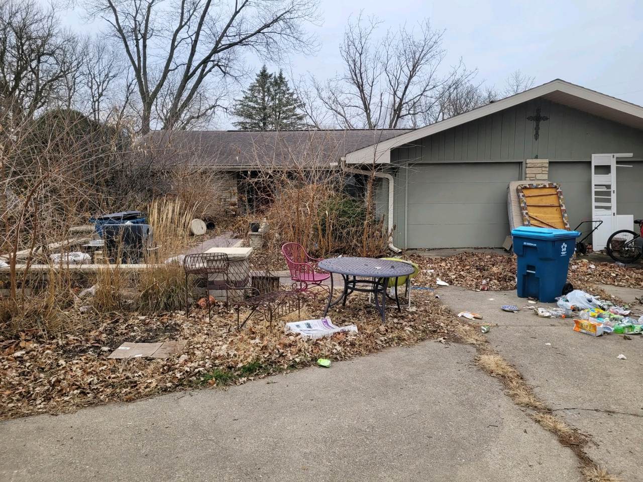 121 Walnut Street - Photo 1
