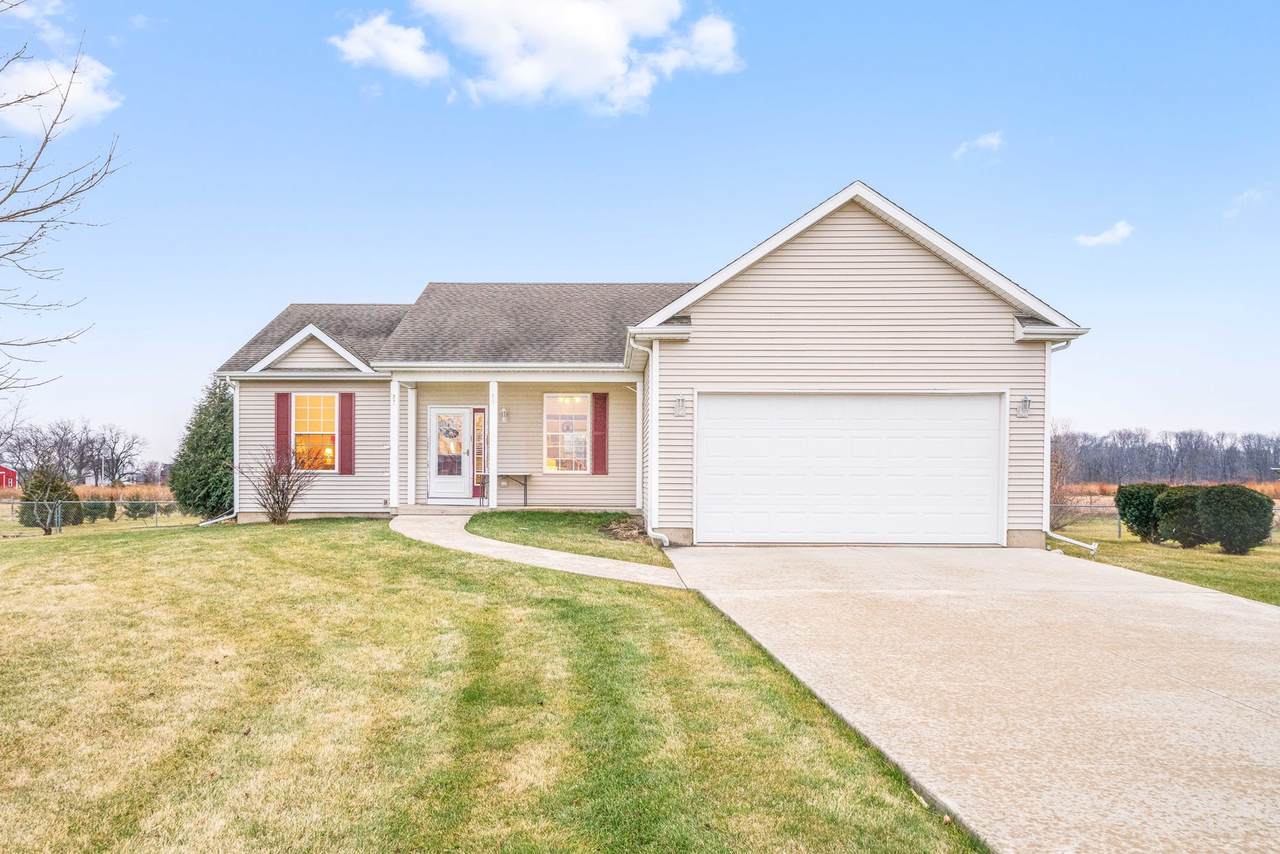 3940 550th Road - Photo 1