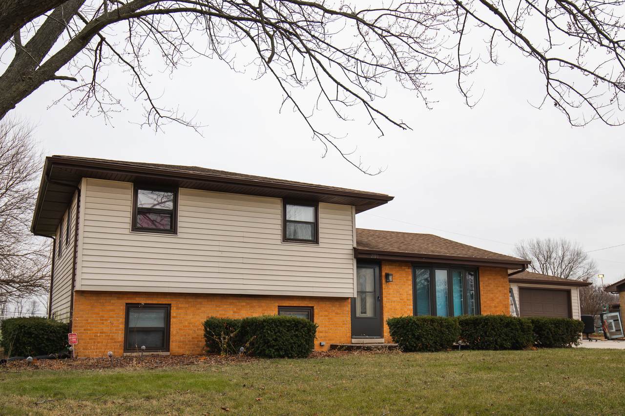 2110 Maplewood Lane - Photo 1