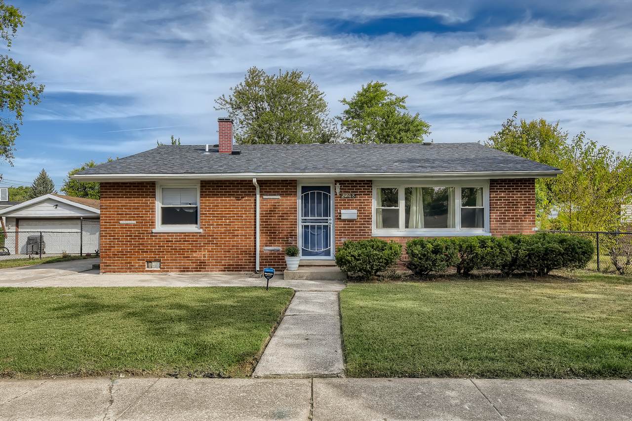 2708 Oxford Drive - Photo 1