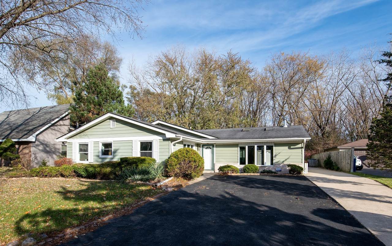 21701 Richmond Road - Photo 1