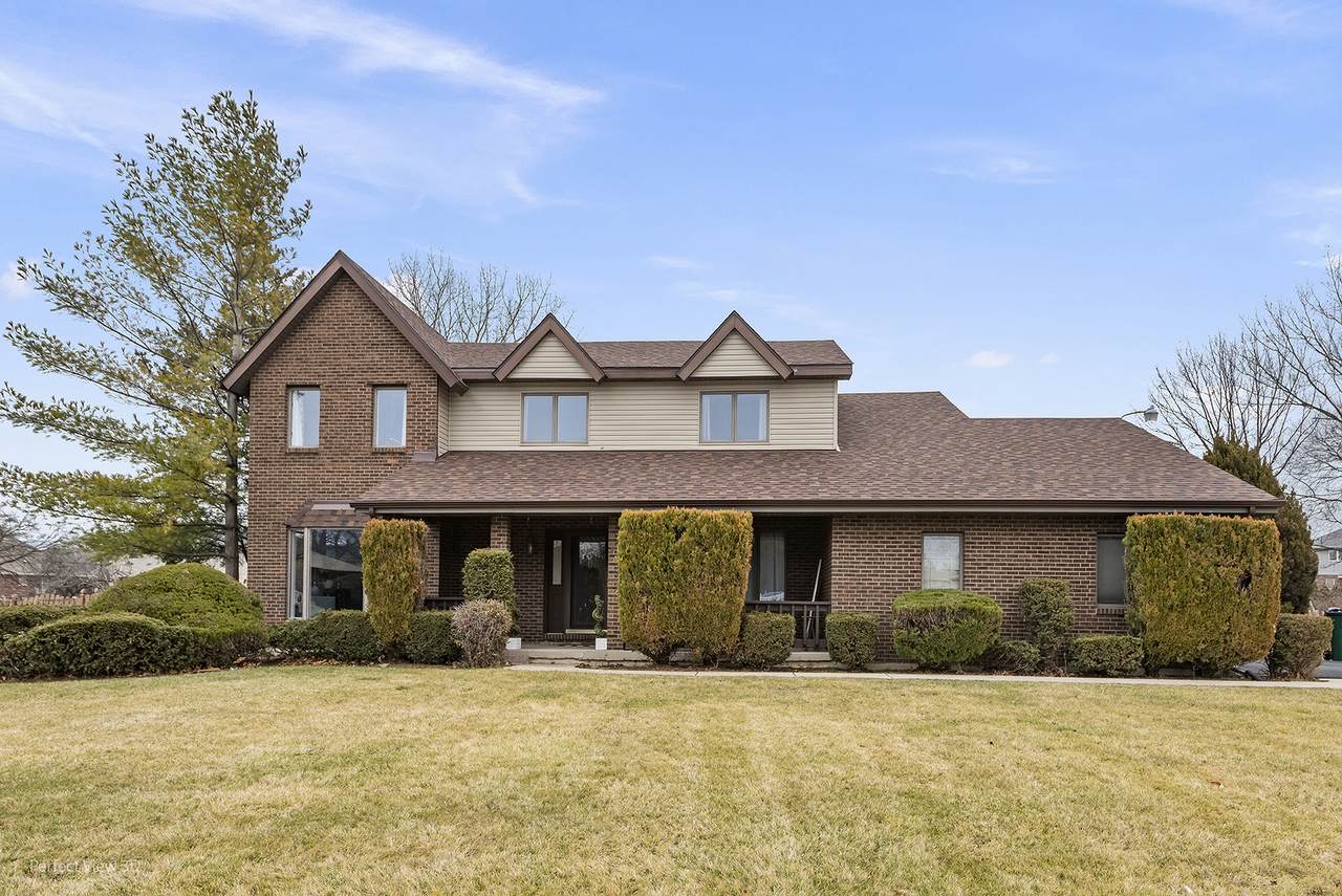 1237 Emerald Drive - Photo 1