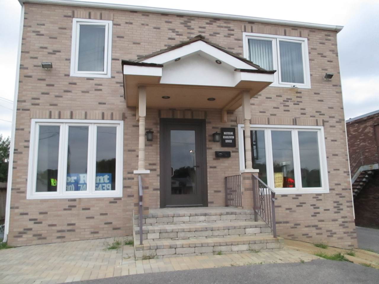 318 Ogden Avenue - Photo 1