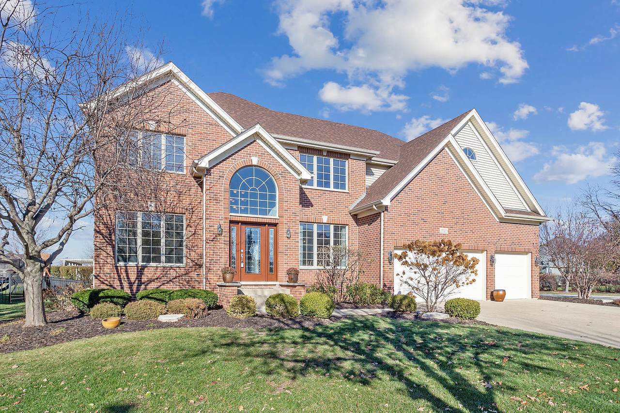 25123 Thornberry Drive - Photo 1