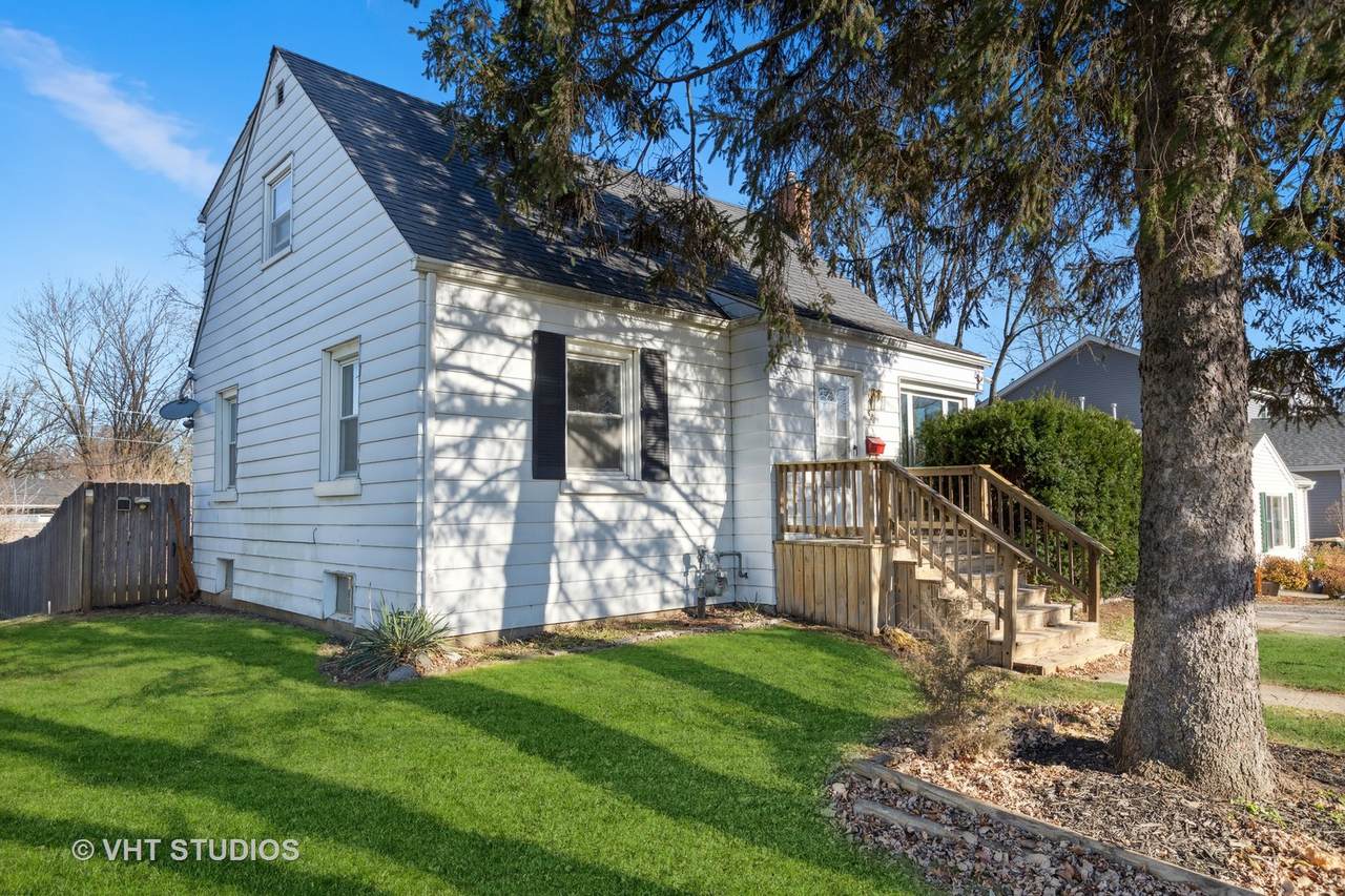 628 Courtland Street - Photo 1