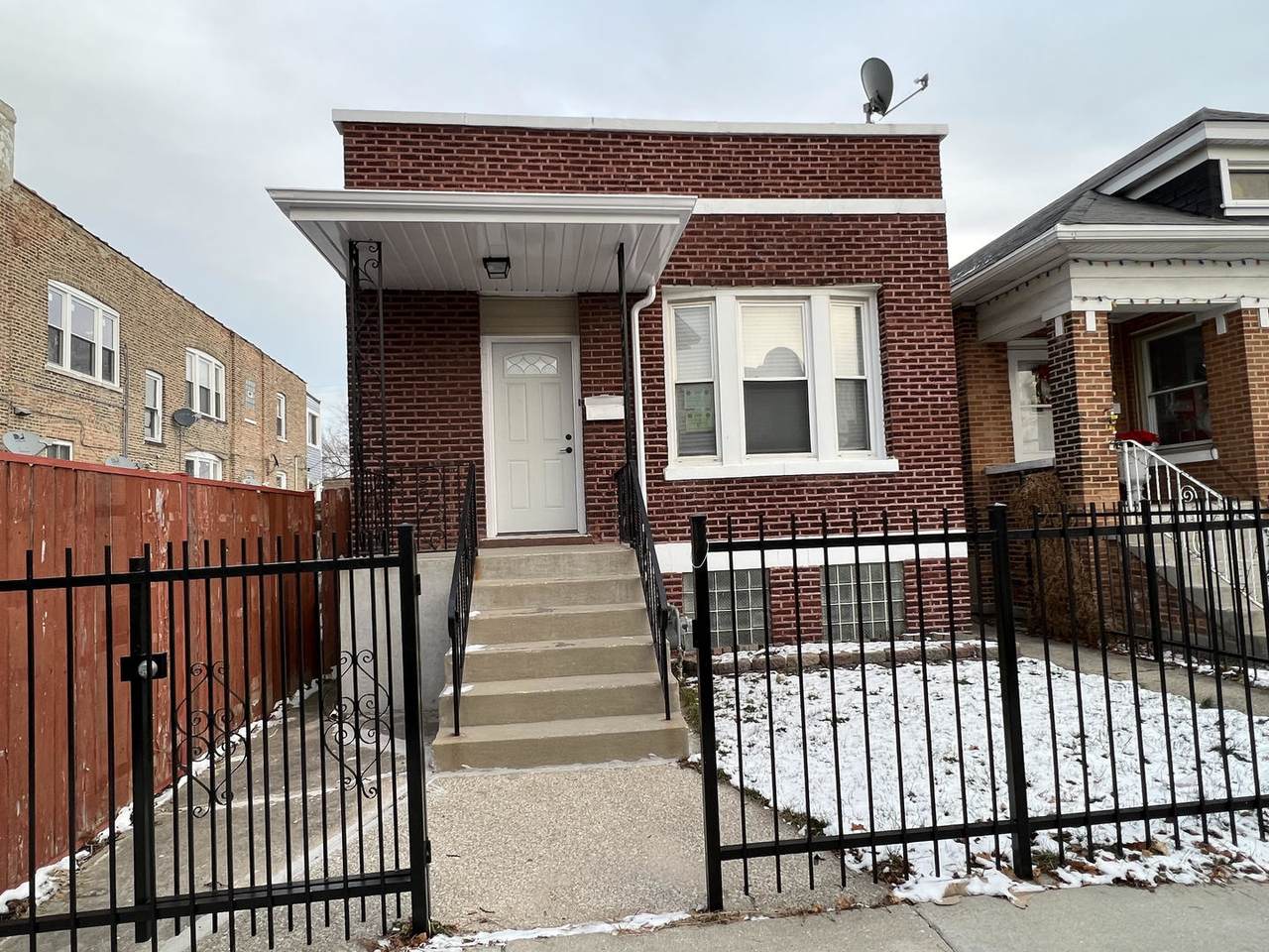 1539 50th Avenue - Photo 1