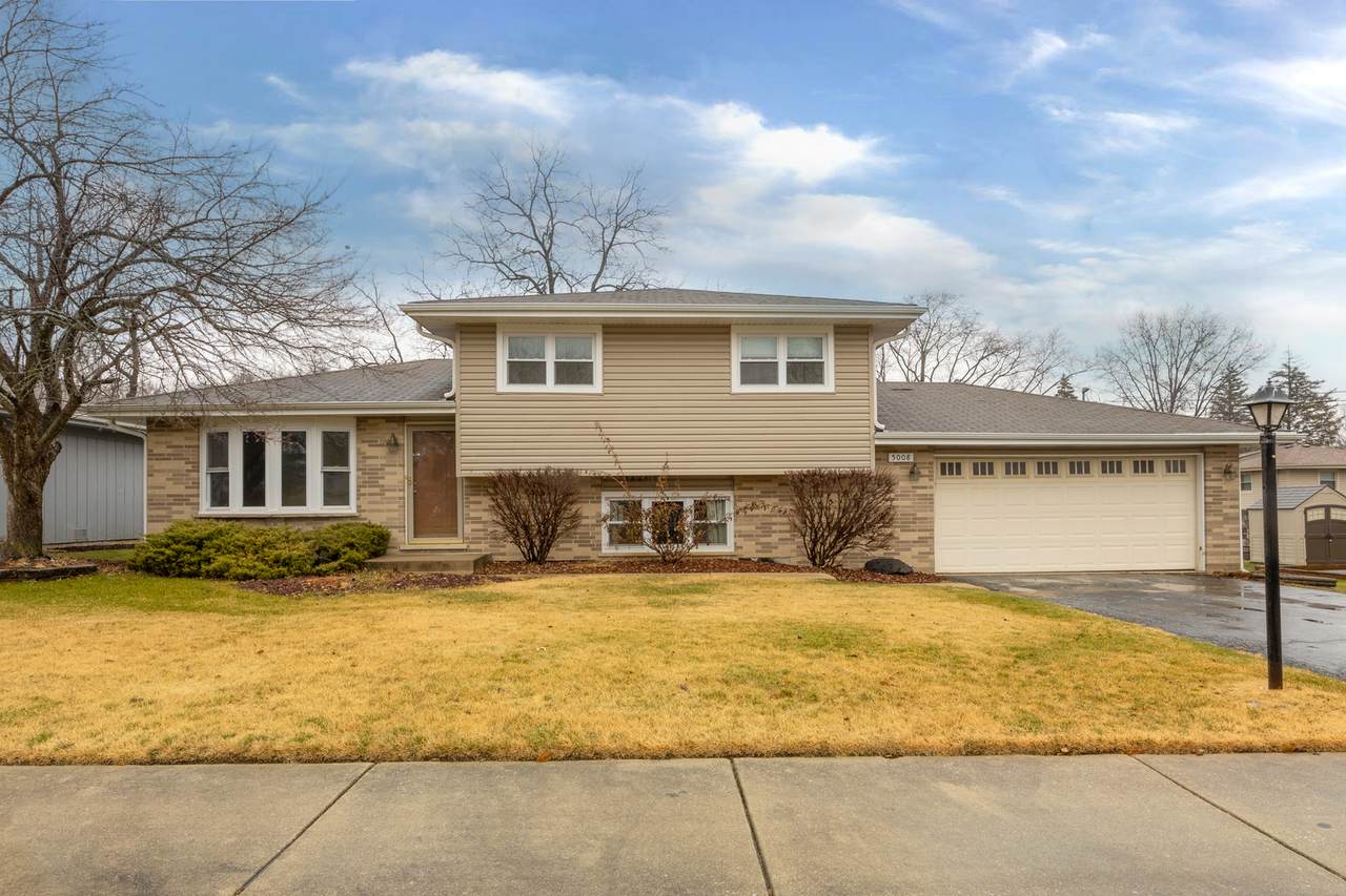 5008 155th Street - Photo 1
