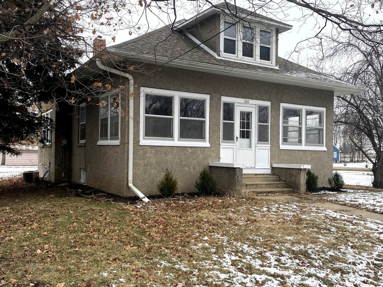 622 Mason Street - Photo 1