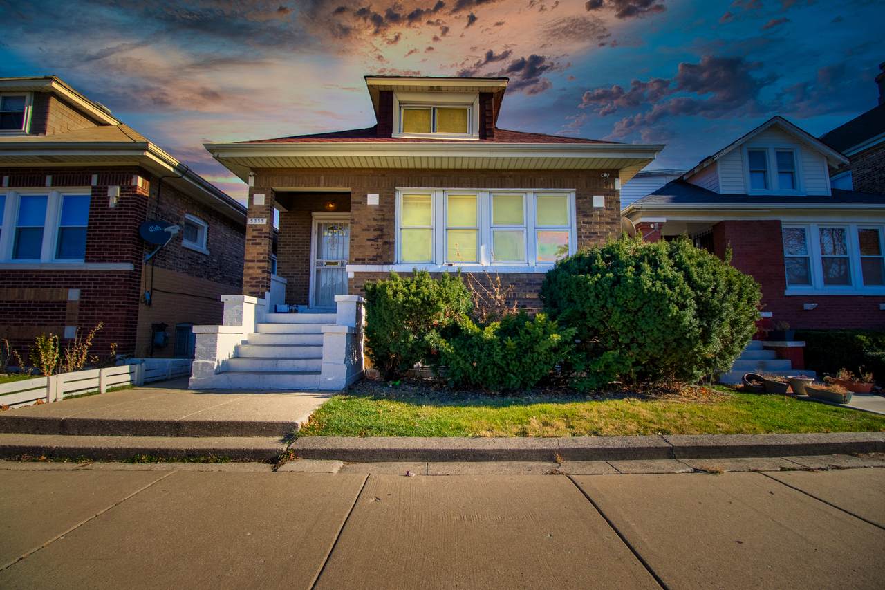 5335 Francisco Avenue - Photo 1