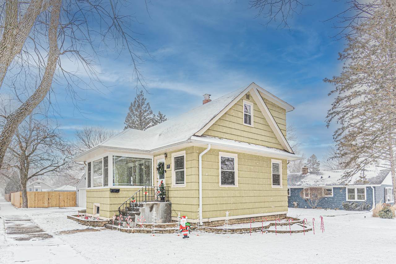 200 Yale Avenue - Photo 1