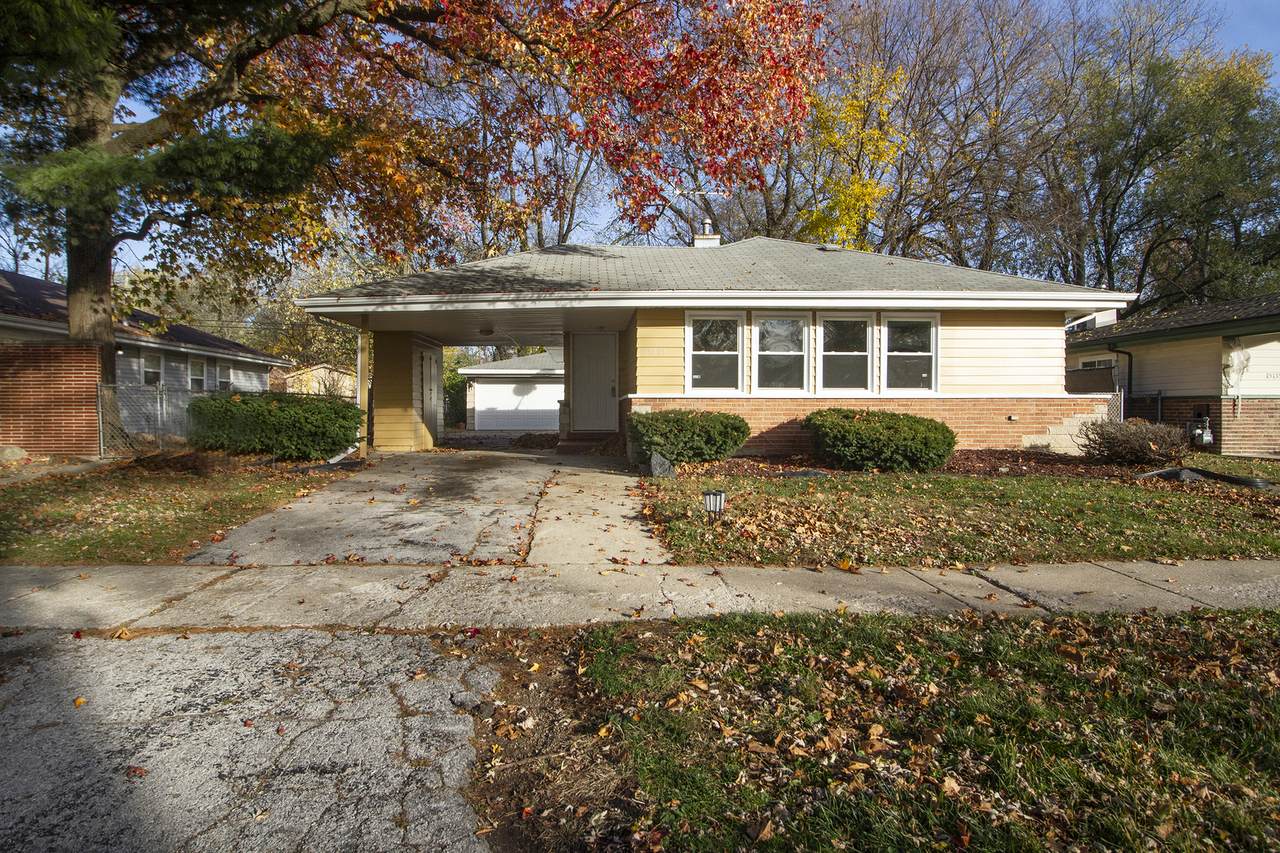 15131 Hastings Drive - Photo 1