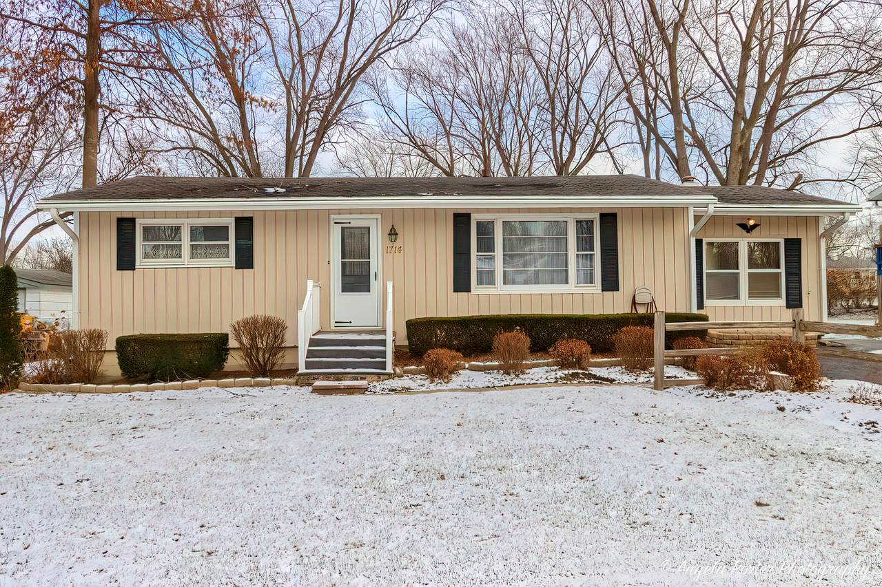1714 Meadow Lane - Photo 1