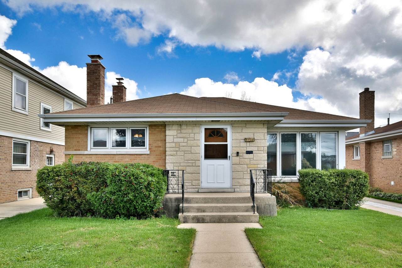 5727 Ozark Avenue - Photo 1