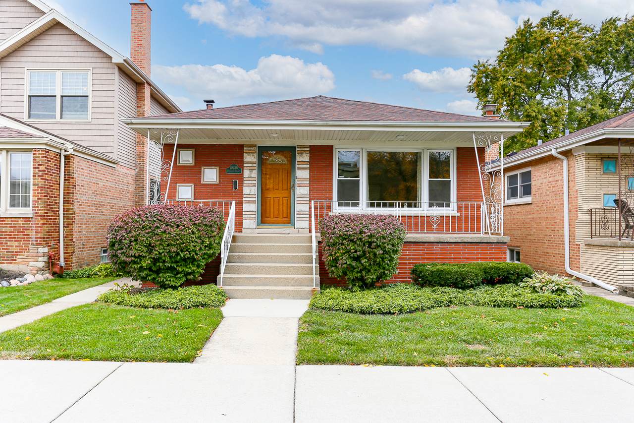 10220 Fairfield Avenue - Photo 1