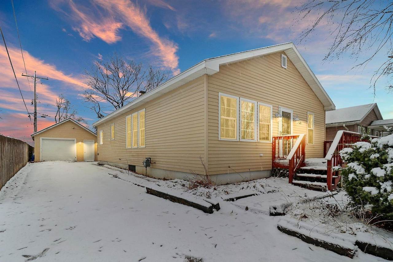 24813 71st Street - Photo 1