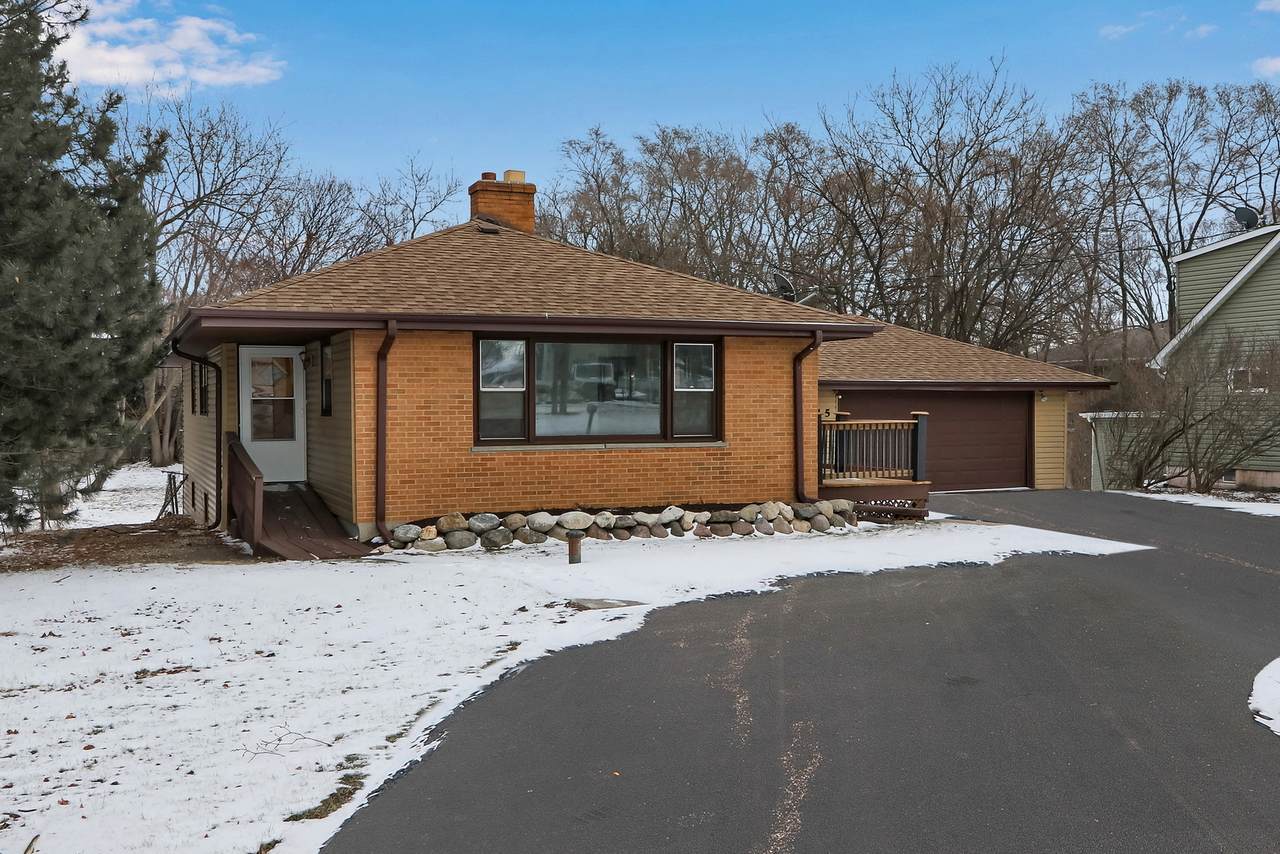 915 Tiffany Road - Photo 1