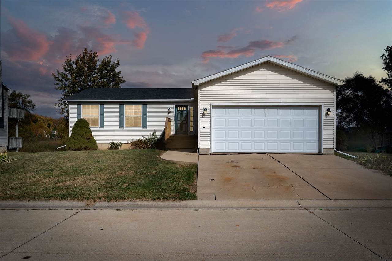 3007 Geranium Drive - Photo 1