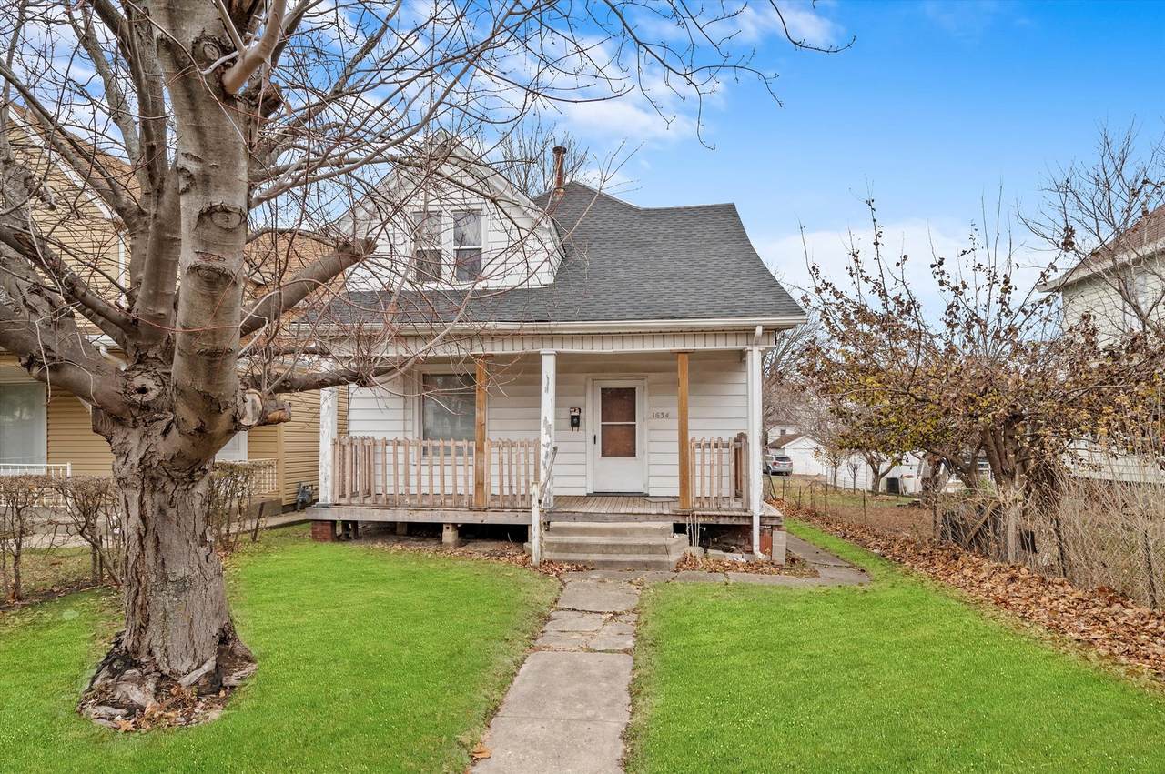 1634 Wisconsin Avenue - Photo 1