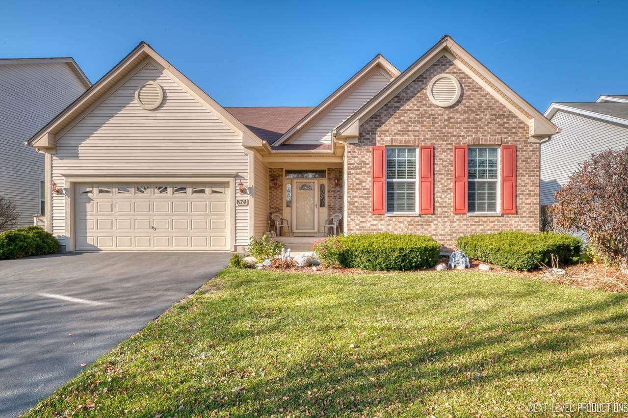 874 Oak Ridge Boulevard - Photo 1