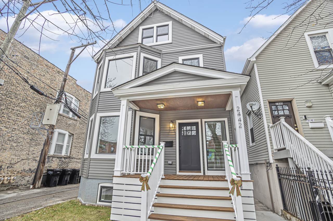 2442 Winnemac Avenue - Photo 1