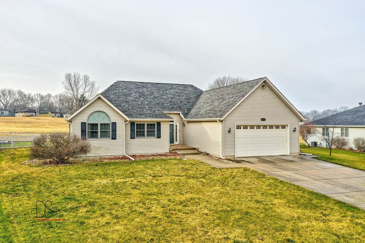 1113 Meadowview Lane - Photo 1