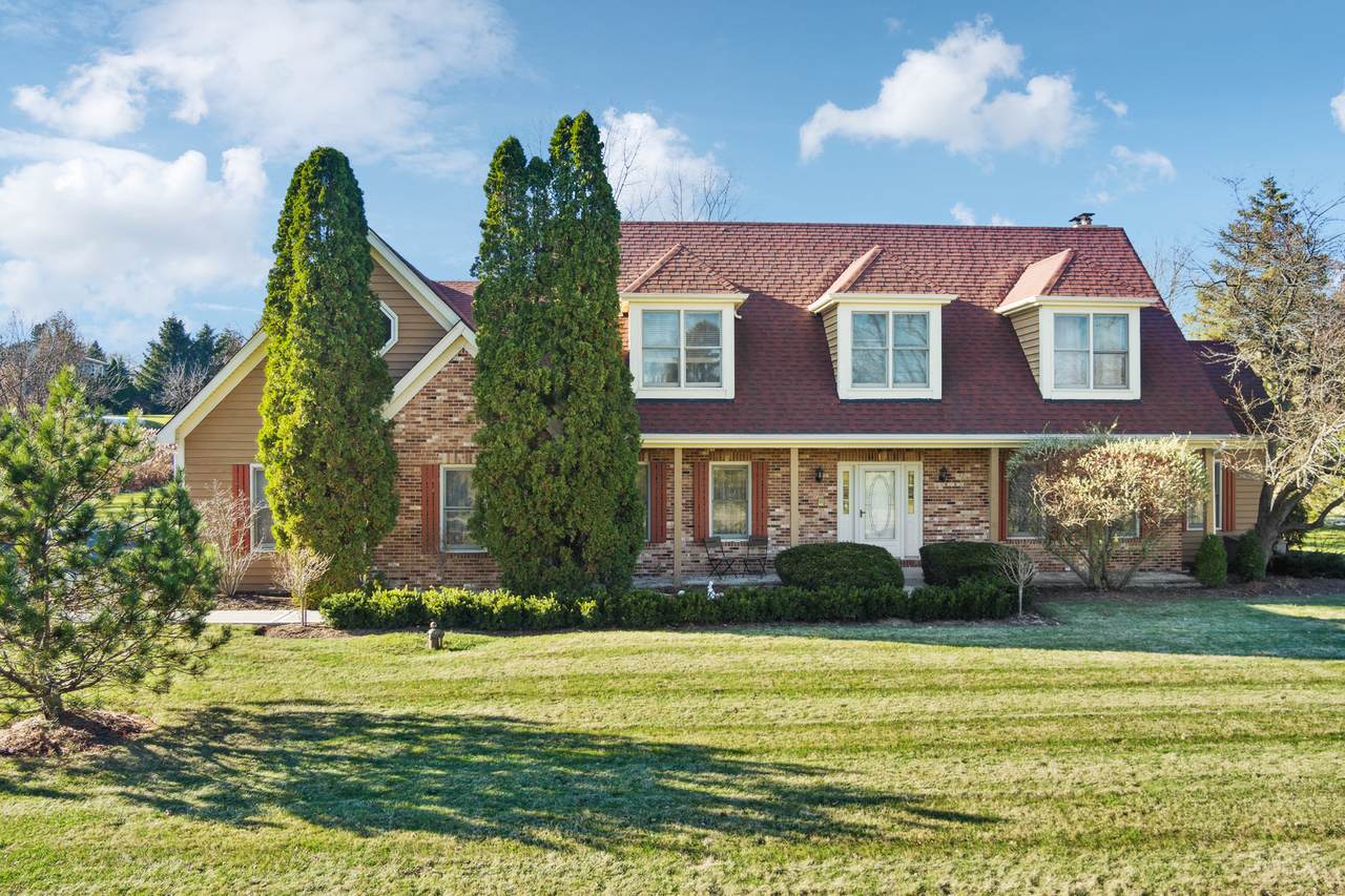 17 Cambridge Drive - Photo 1