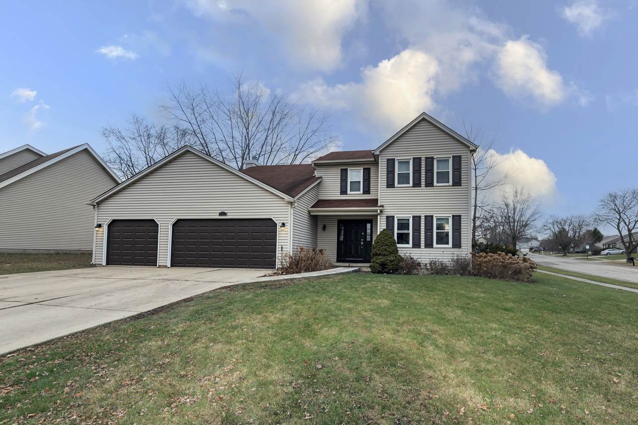 940 Patricia Drive - Photo 1