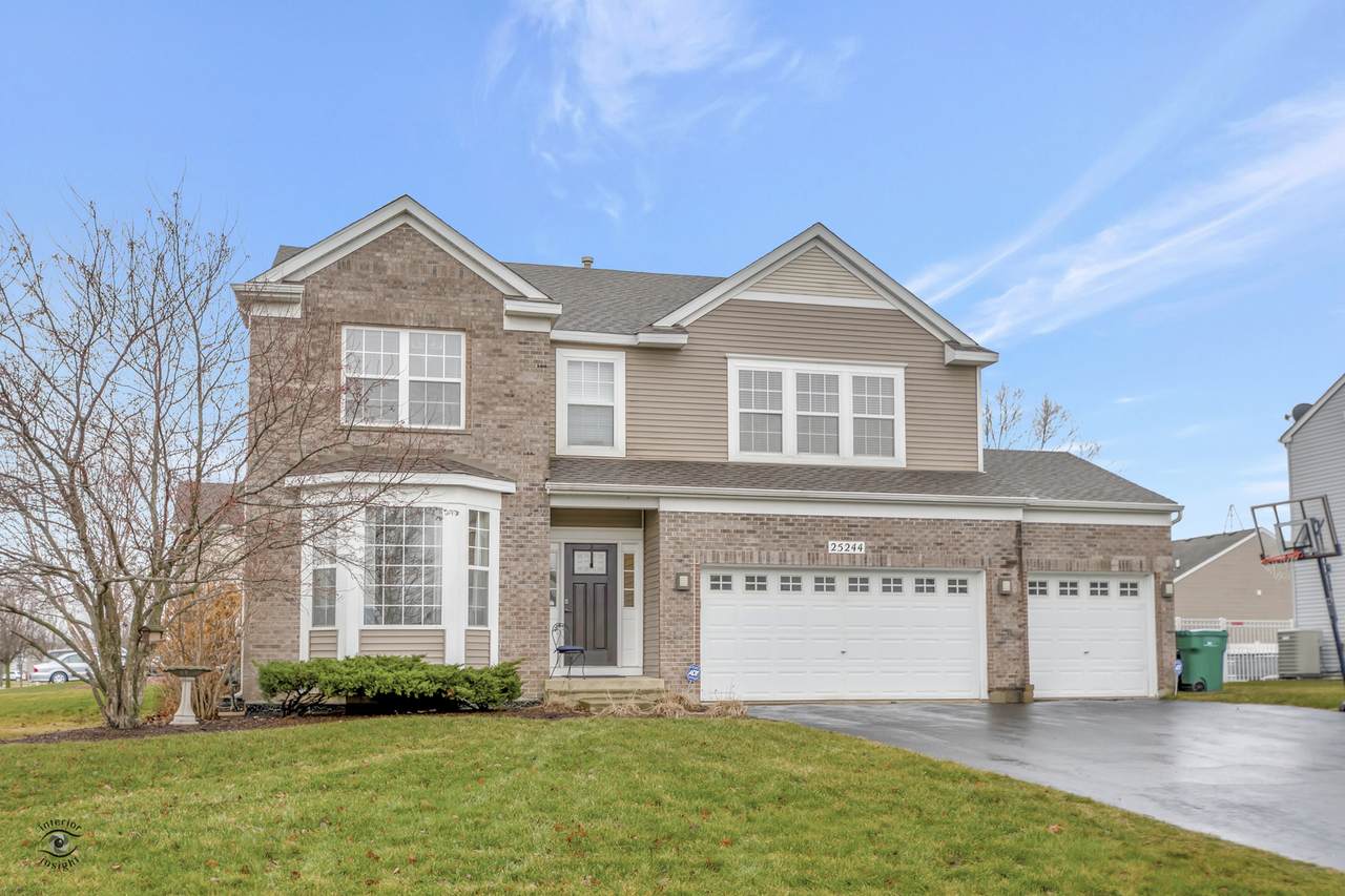 25244 Bann Street - Photo 1