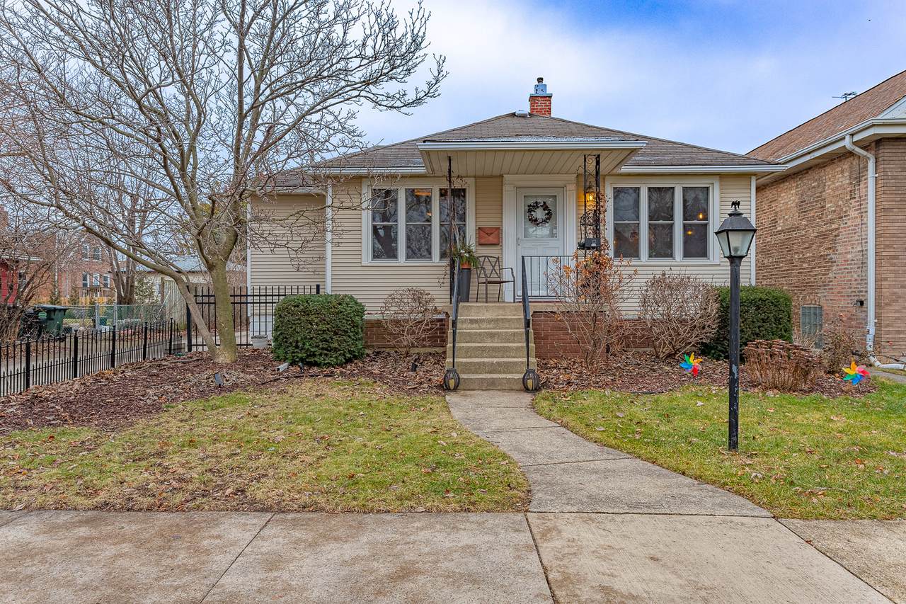 3334 Oak Avenue - Photo 1