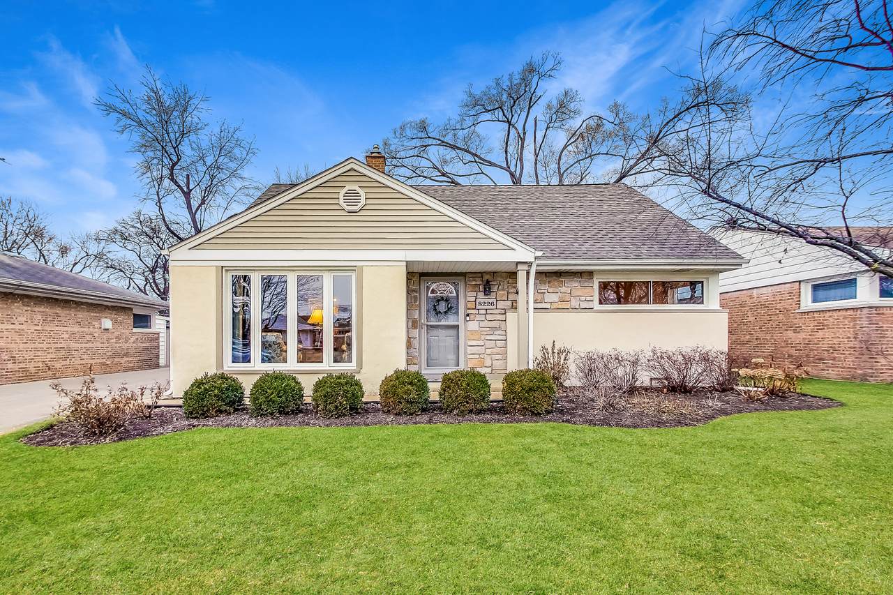 8226 Ozanam Avenue - Photo 1
