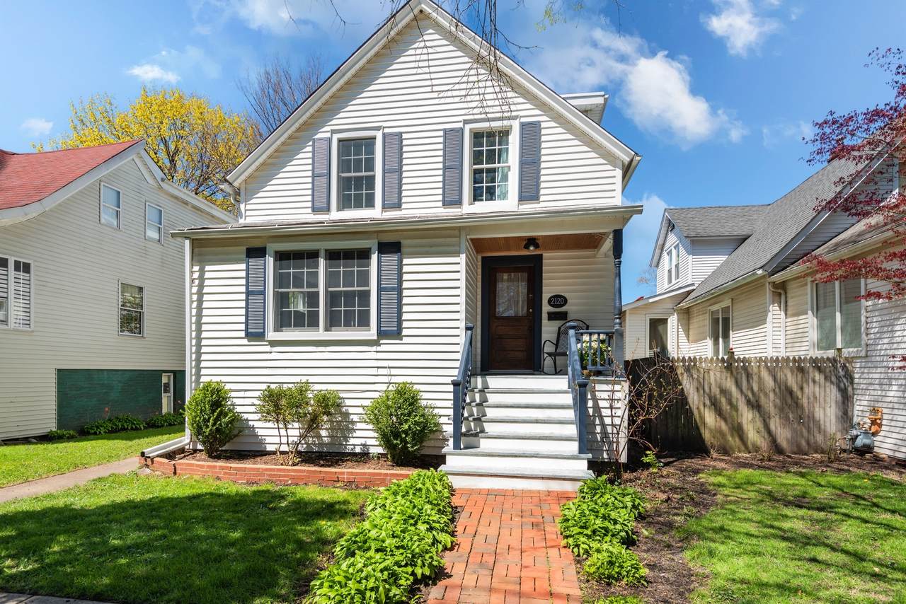 2120 Wesley Avenue - Photo 1