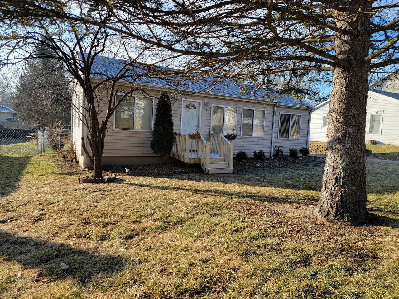 110 Woody Way - Photo 1